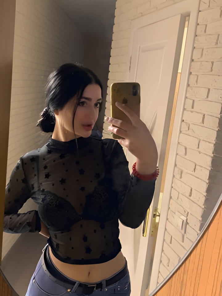 Алла привлекальеная девушка из Александровска цена от 3000 руб