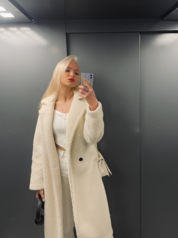 Таисия привлекательная девушка из Александровска цена от 2000 руб