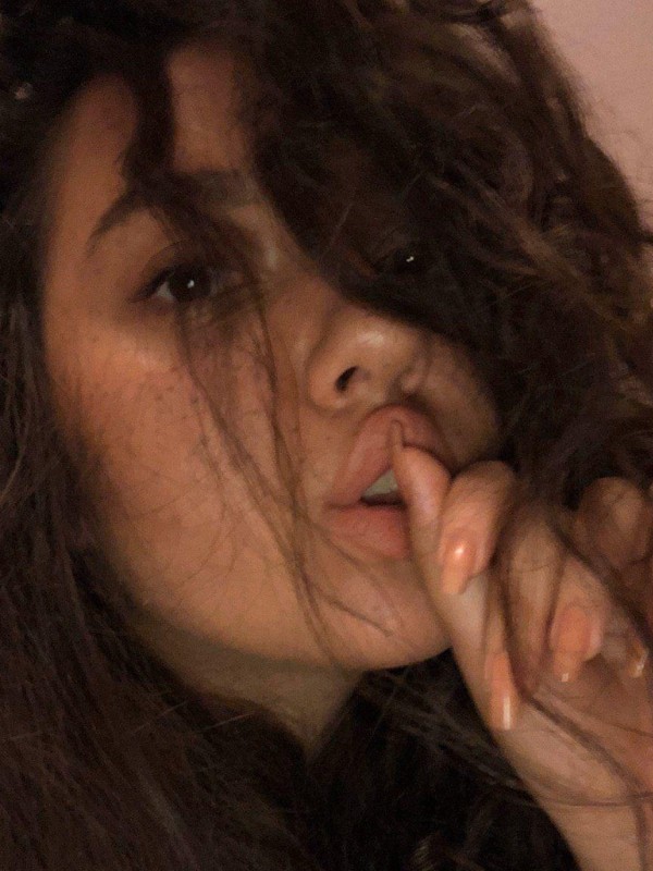 Олька привлекательная девушка из Александровска цена от 3500 руб